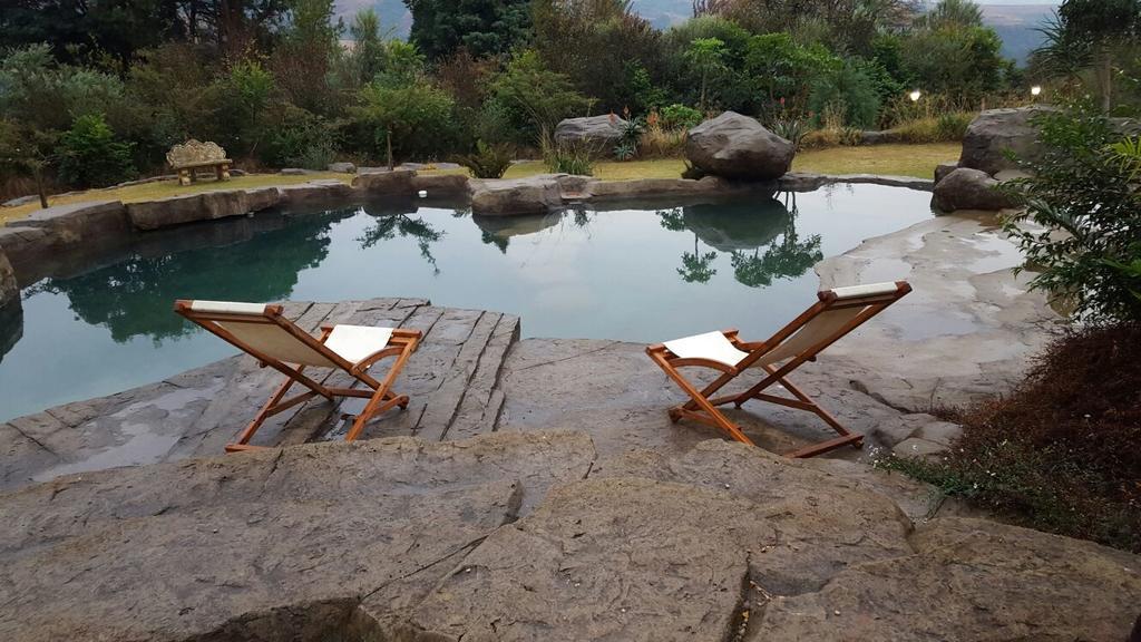 Rockwood Earth Lodge Champagne Valley Exteriér fotografie
